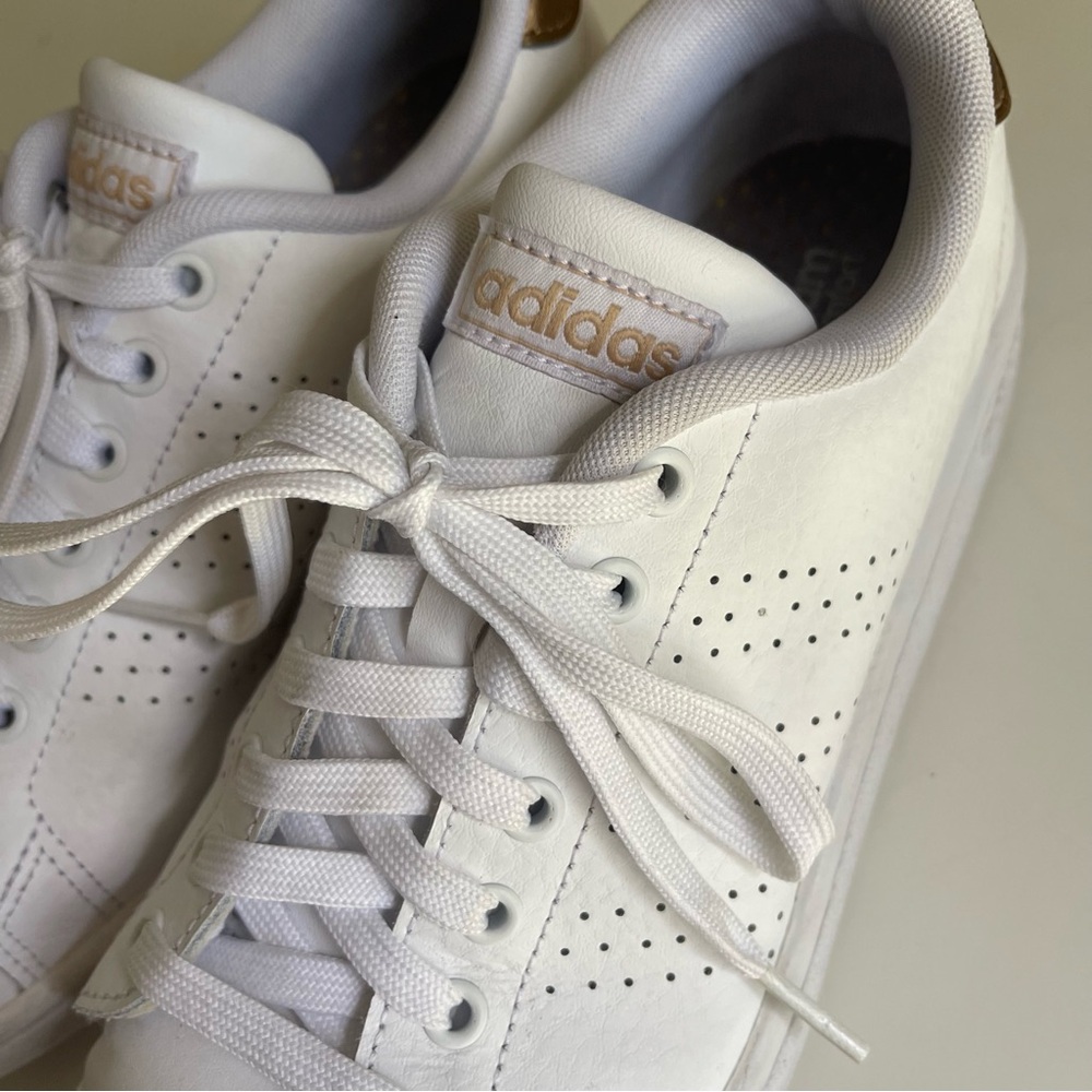 Adidas Womens Advantage White Copper Cloudfoam Sneakers